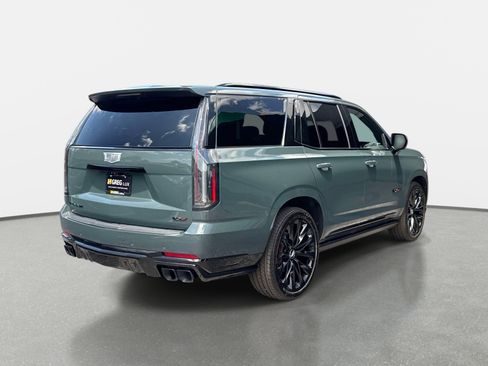 Used 2026 Cadillac Escalade V w/ LPO, ONYX Package image 2