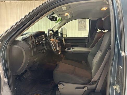 Used 2011 GMC Sierra 2500 SLE w/ Convenience Package image 9