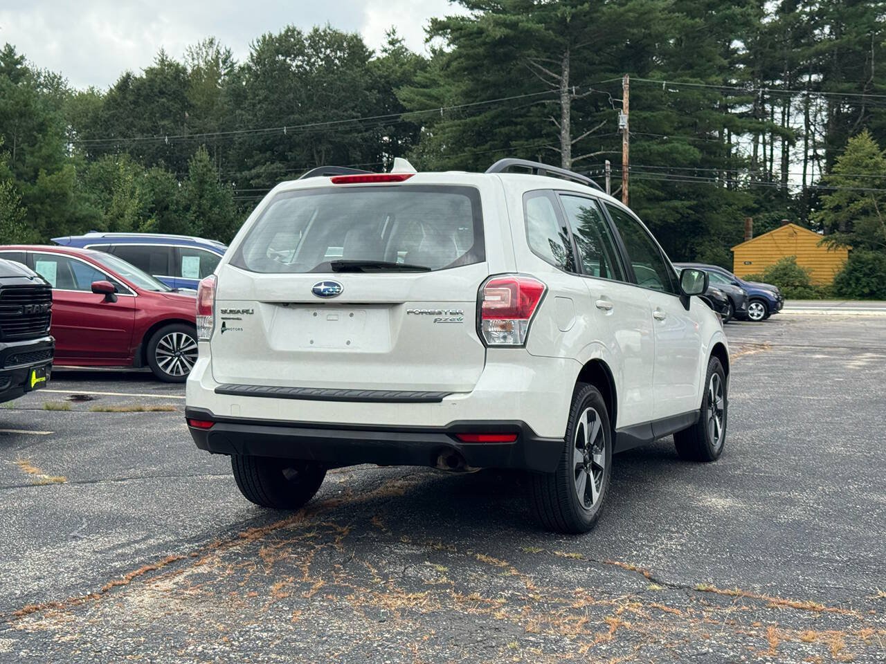Used 2017 Subaru Forester 2.5i w/ Alloy Wheel Package AWD/4WD image 4