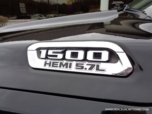 Used 2021 RAM 1500 Big Horn AWD/4WD image 5