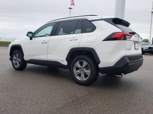 Used 2025 Toyota RAV4 XLE AWD/4WD image 8