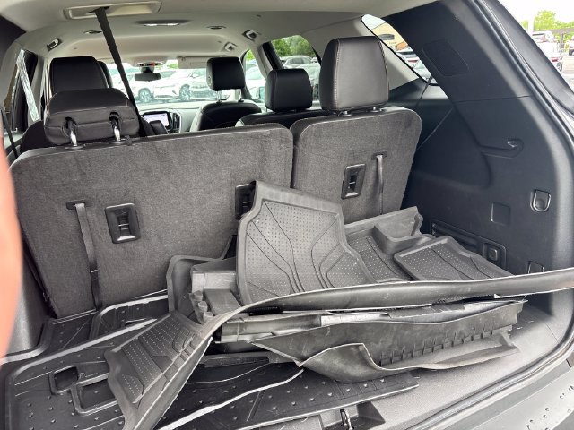 Used 2020 Chevrolet Traverse RS w/ LPO, Floor Liner Package FWD image 22