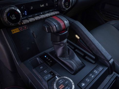 Used 2025 Toyota Tacoma TRD Pro AWD/4WD image 23