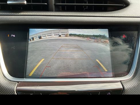 Used 2019 Cadillac XT5 Luxury FWD image 8