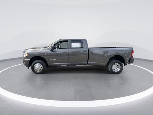 Used 2024 RAM 3500 Big Horn w/ Sport Appearance Package image 5