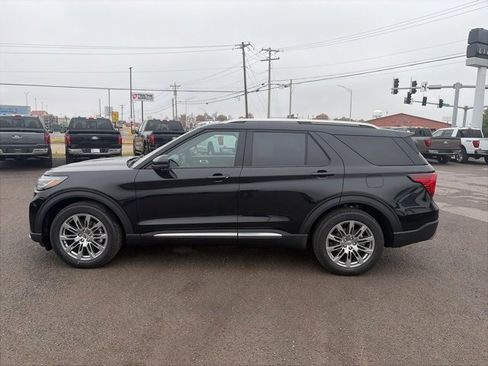 New 2026 Ford Explorer Platinum image 3