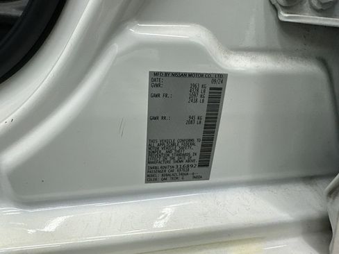 Used 2025 Nissan Altima 2.5 SV image 31