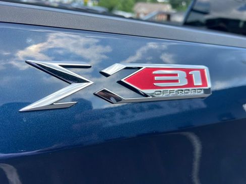 Used 2020 GMC Sierra 1500 SLE w/ X31 Off-Road Package AWD/4WD image 7