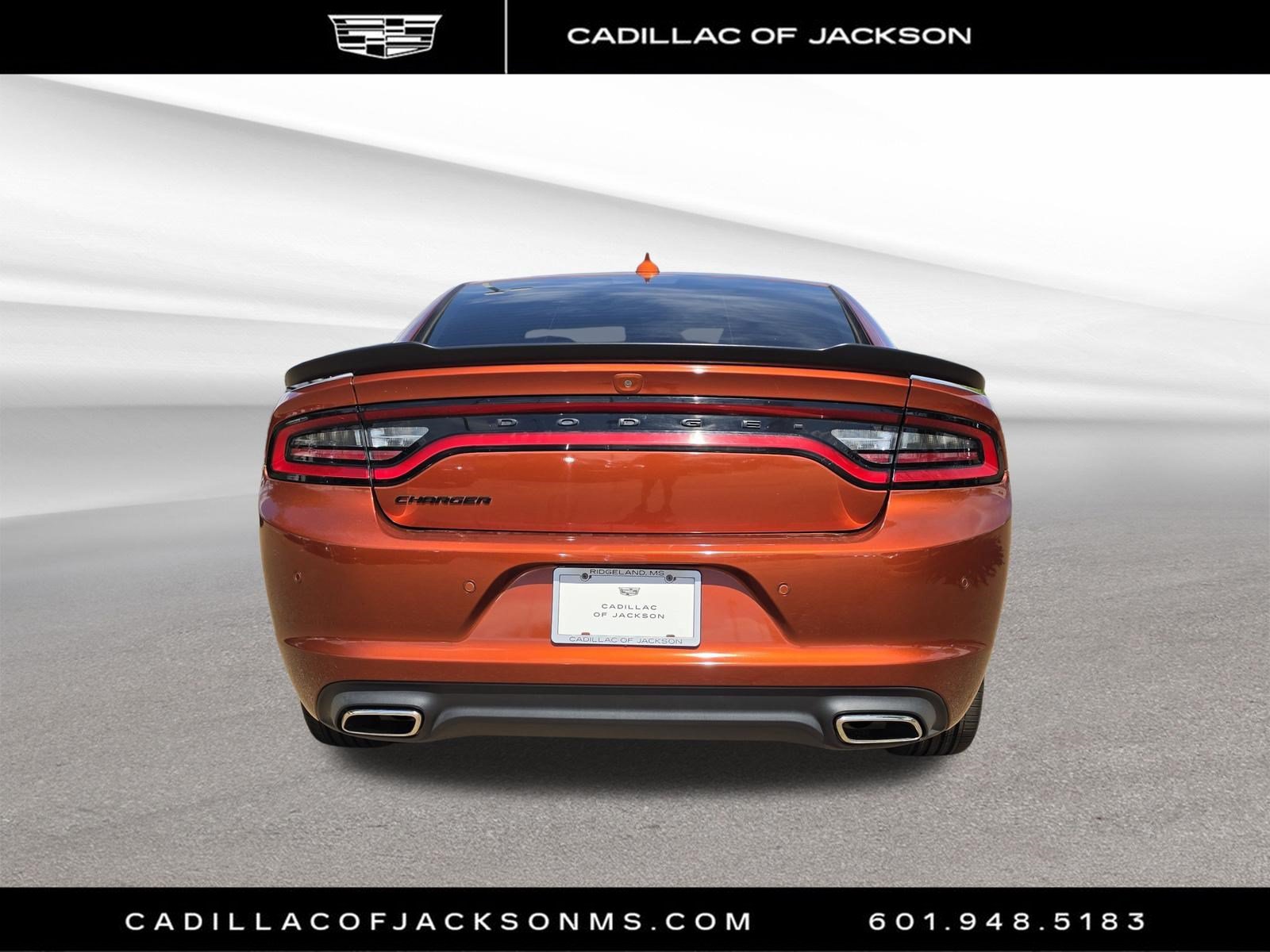 Used 2022 Dodge Charger SXT w/ Plus Group RWD image 4