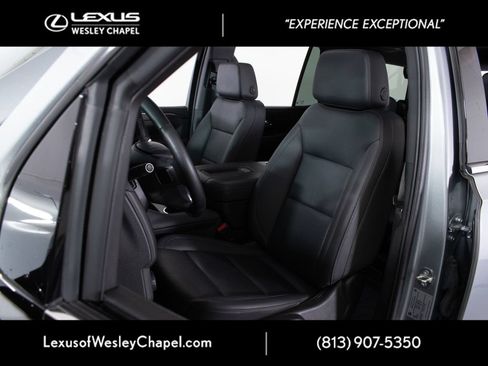 Used 2024 Chevrolet Tahoe LT w/ Luxury Package RWD image 16