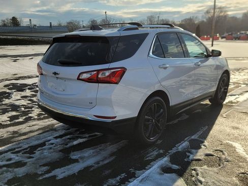Used 2020 Chevrolet Equinox LT w/ Sport Edition image 12