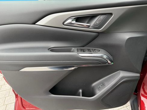 New 2026 Chevrolet Traverse LT w/ Driver Confidence Package image 25