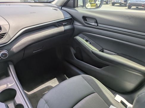 Certified 2023 Nissan Altima 2.5 S FWD image 16