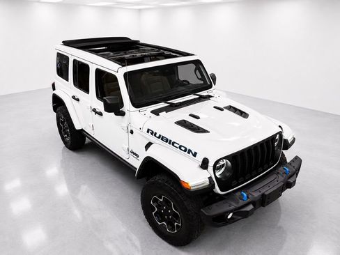 Used 2022 Jeep Wrangler Unlimited Rubicon 4xe w/ Steel Bumper Group AWD/4WD image 2