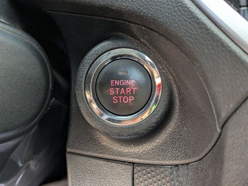 Used 2022 Subaru Forester Premium AWD/4WD image 10