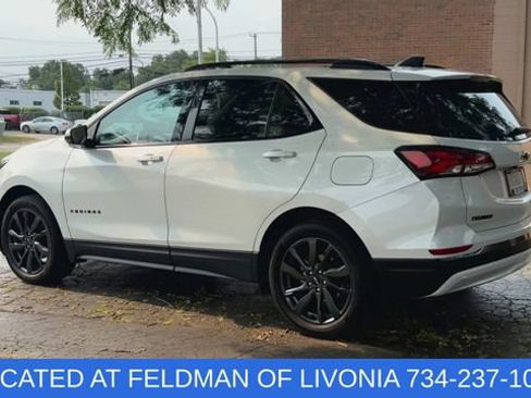Used 2023 Chevrolet Equinox RS w/ RS Leather Package AWD/4WD image 6