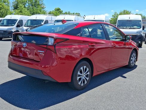 Used 2019 Toyota Prius XLE AWD/4WD image 5
