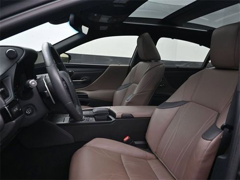 Used 2022 Lexus ES 350 Ultra Luxury image 15