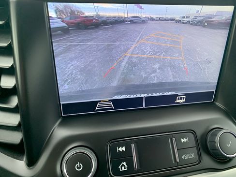 Used 2023 GMC Acadia SLE w/ Driver Convenience Package image 45