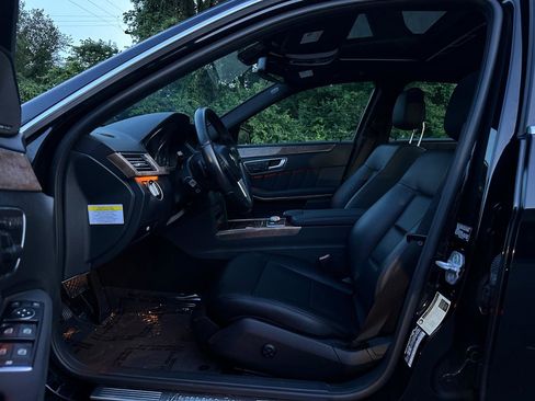 Used 2012 Mercedes-Benz E 350 4MATIC Sedan image 15