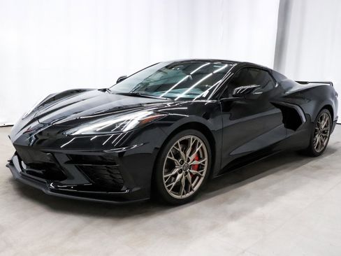 Used 2024 Chevrolet Corvette Stingray Preferred Conv w/ Z51 Performance Package image 3