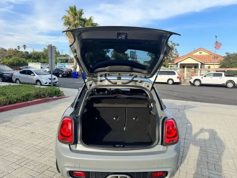 Used 2015 MINI Cooper S image 6