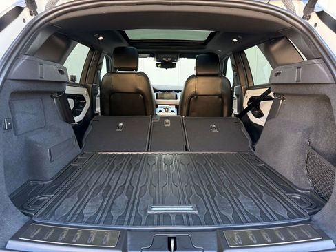 Used 2022 Land Rover Range Rover Evoque R-Dynamic SE image 13