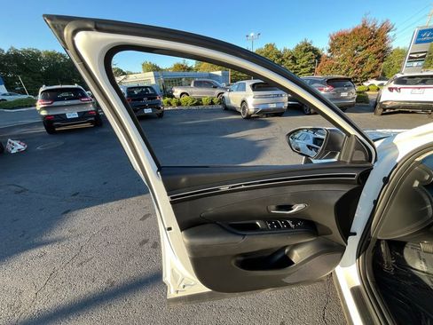 Used 2023 Hyundai Tucson SEL image 45