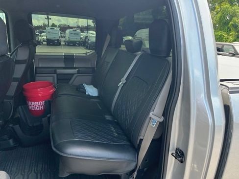 Used 2019 Ford F150 XLT AWD/4WD image 11