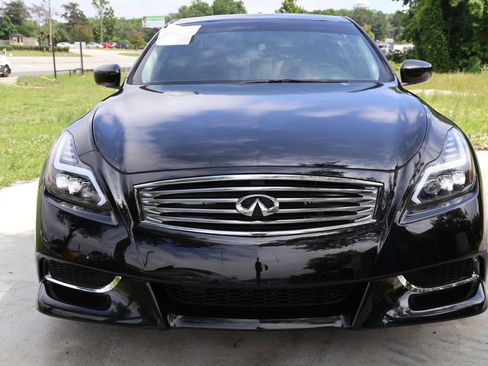 Used 2010 INFINITI G37 Sport w/ Navigation Pkg image 8