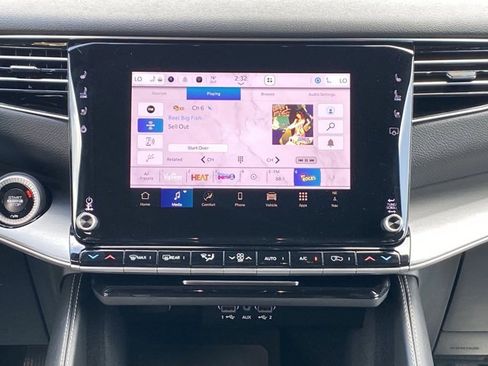 New 2025 Jeep Wagoneer L Base w/ Premium Group I image 11