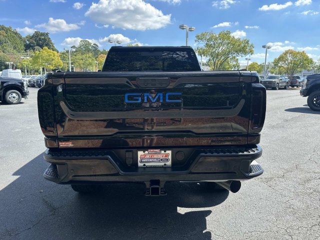 Used 2023 GMC Sierra 2500 Denali w/ Denali Black Diamond Edition AWD/4WD image 10