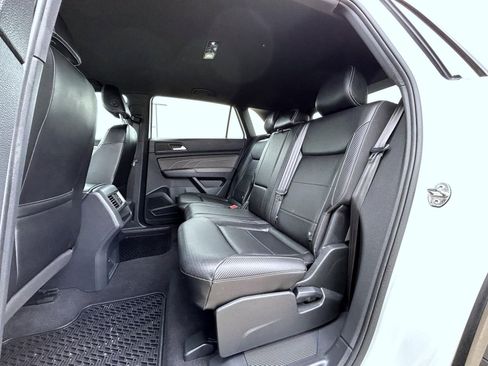 Used 2022 Volkswagen Atlas Cross Sport SE AWD/4WD image 19