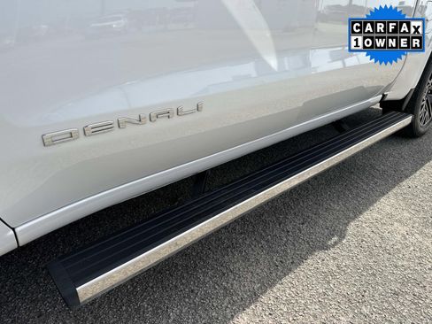 Used 2022 GMC Sierra 1500 Denali Ultimate image 12