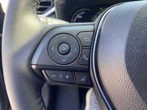 Used 2025 Toyota RAV4 XSE image 33