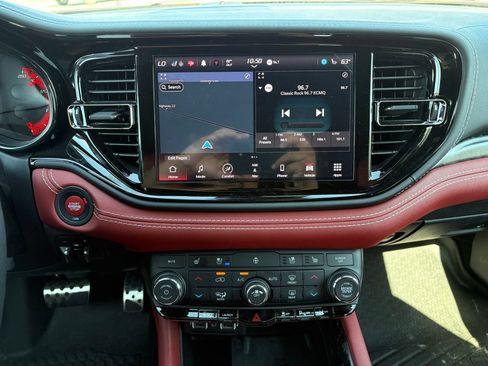 Used 2024 Dodge Durango SRT Hellcat AWD/4WD image 23