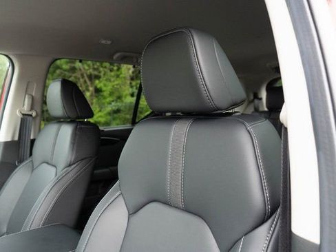 New 2025 Honda Pilot EX-L image 17