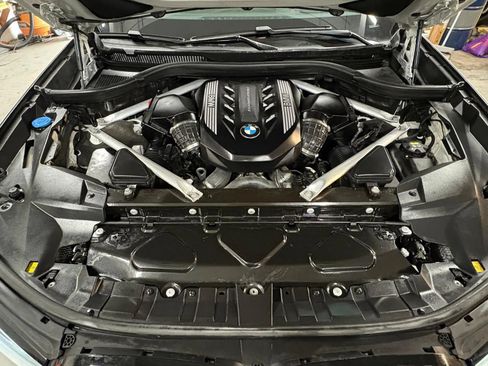 Used 2021 BMW X7 M50i AWD/4WD image 45