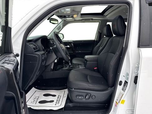 Used 2019 Toyota 4Runner TRD Off-Road Premium w/ Wilderness Package image 10