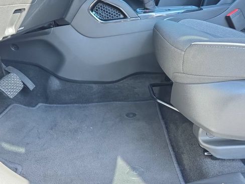 Used 2025 Chevrolet TrailBlazer LT AWD/4WD image 10