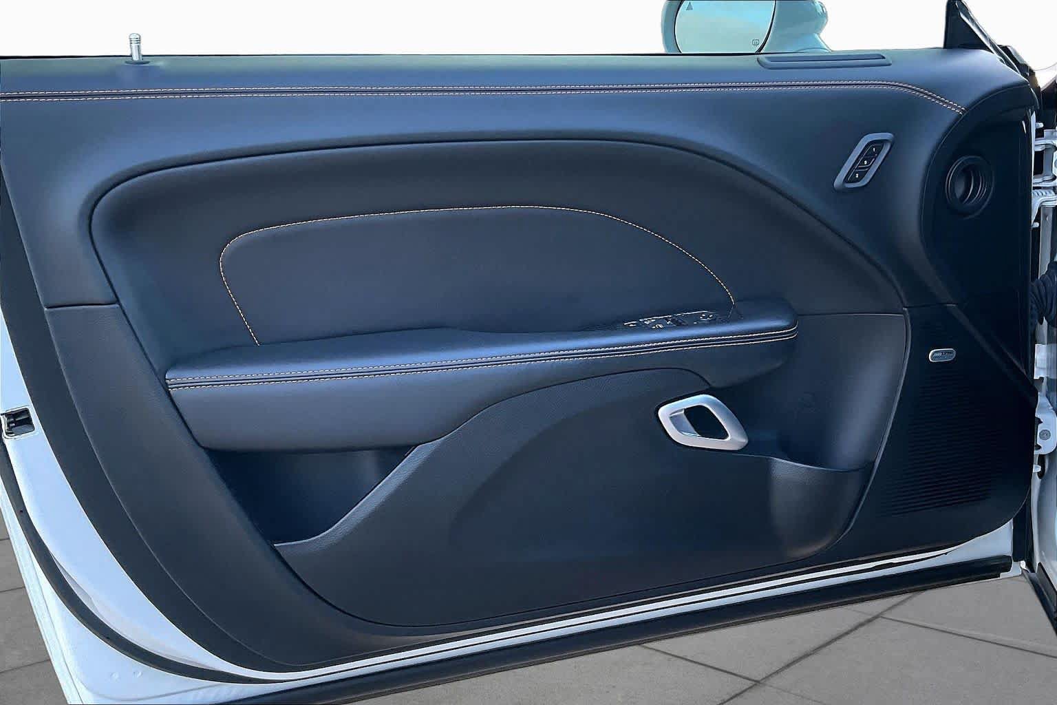 Used 2022 Dodge Challenger R/T Scat Pack RWD image 22