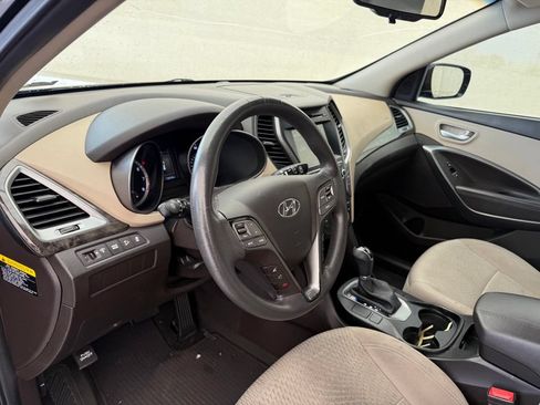 Used 2017 Hyundai Santa Fe Sport FWD image 11