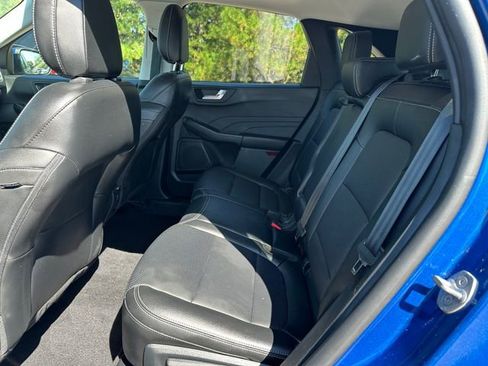 Used 2022 Ford Escape SEL w/ Class II Trailer Tow Package image 14