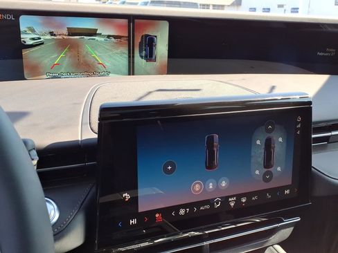 New 2026 Lincoln Nautilus Premier w/ Equipment Group 102A image 17