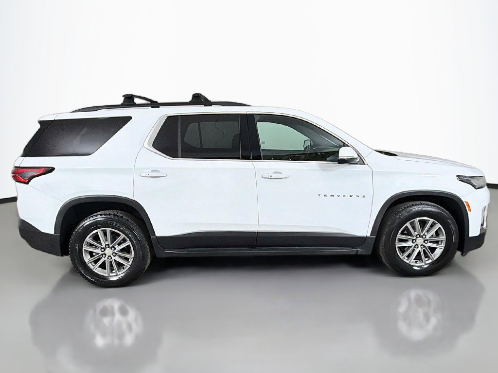 Used 2023 Chevrolet Traverse LT w/ LPO, 'HIT The Road' Package AWD/4WD image 15