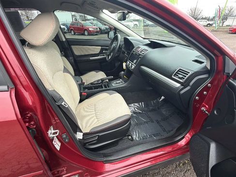 Used 2017 Subaru Crosstrek 2.0i Premium AWD/4WD image 14