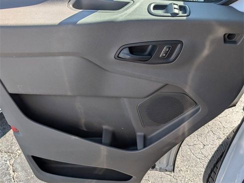 Used 2023 Ford Transit 350 XLT image 29