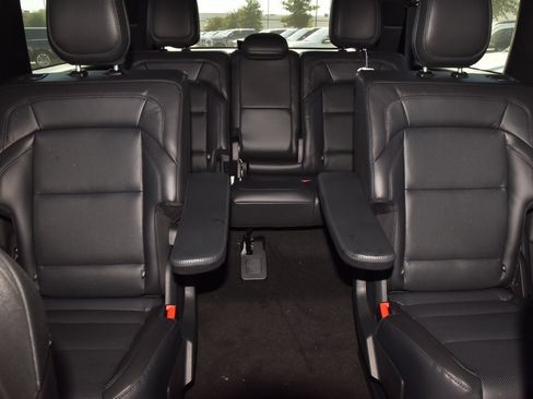 New 2025 Lincoln Navigator L Reserve w/ Jet Appearance Package image 21