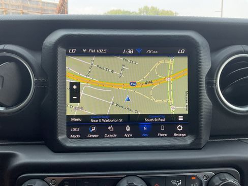 Used 2022 Jeep Wrangler Unlimited Sahara w/ Cold Weather Group image 24