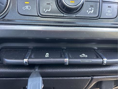 Used 2017 Chevrolet Silverado 1500 LT w/ All Star Edition image 22